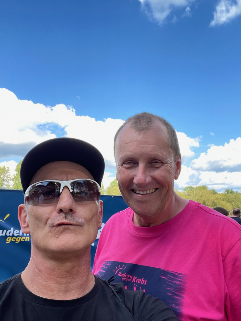 Thorsten mit dem Chef-Organissator Ralf Leineweber vom Celler Ruderverein vor dem Start
